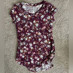 Latched Mama Nursing Shirt, Size Small. Like New.